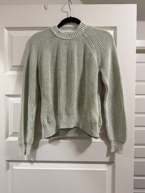 Light Sage Green Faherty Fisherman's Sweater in size M